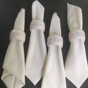 Pfaltzgraff napkin rings set of 4 Remembrance pattern